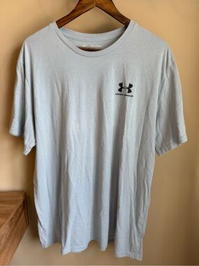 Under Armour Men’s Light Blue Logo T-Shirt XXL Loose Fit Short Sleeve